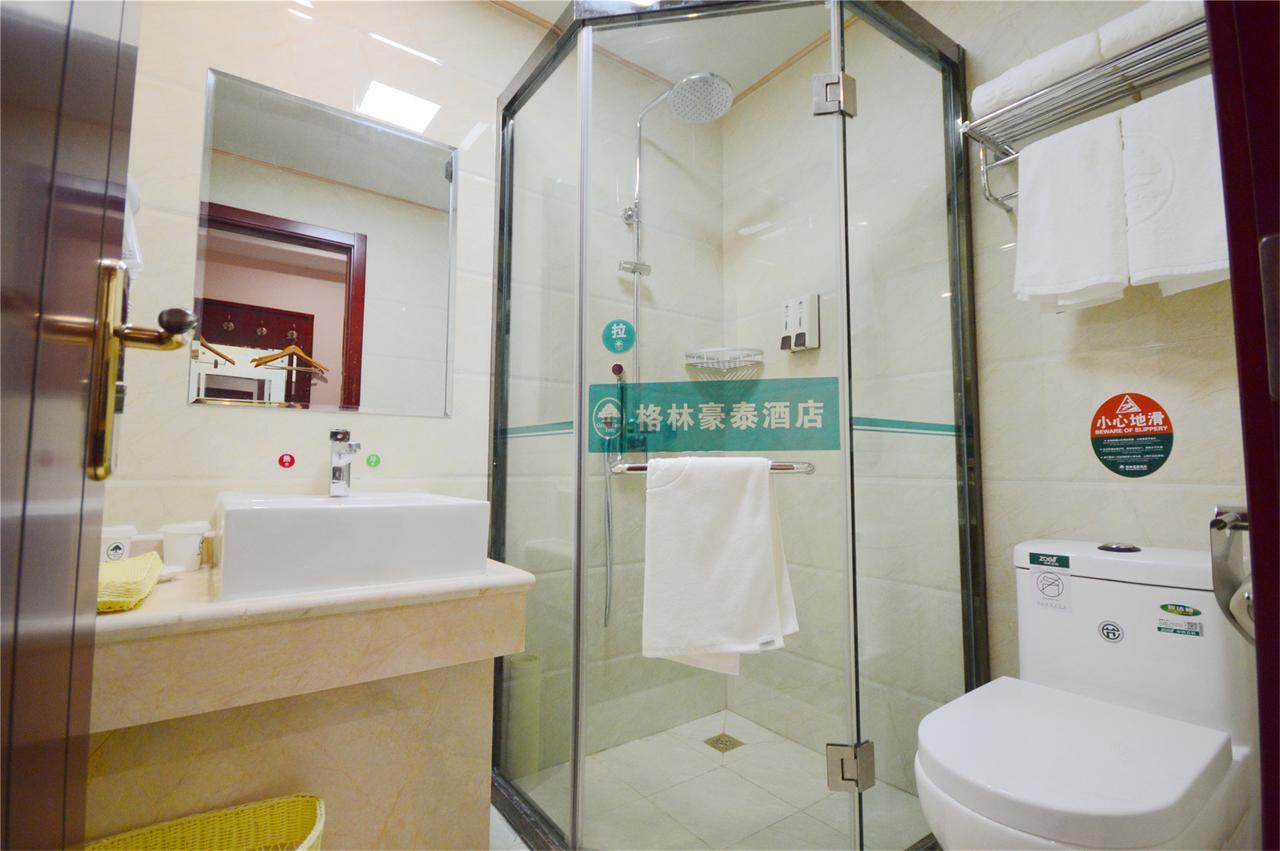 Shell Shanghai Pudong Xin District Huanglou Town Furong Road מראה חיצוני תמונה